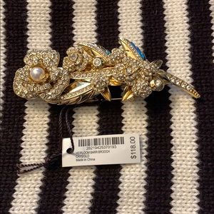 Henri Bendel NWT- Heirloom Barr Brooch